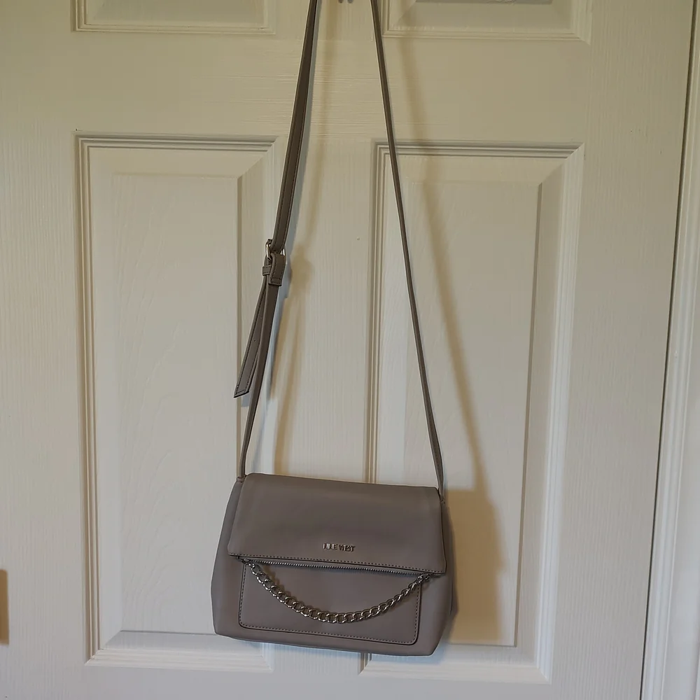 Elegant Gray Crossbody Bag